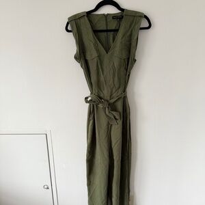 Banana Republic Green Jumpsuit | Size 6